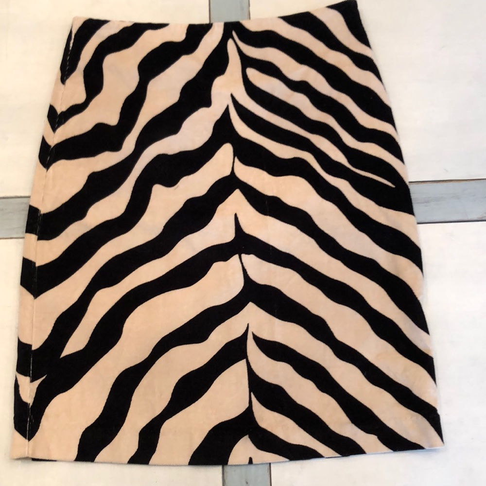 Issac Mizrahi Ladies corduroy skirt